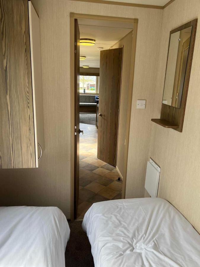 Withersea Sand Holiday Home Уитернси Экстерьер фото